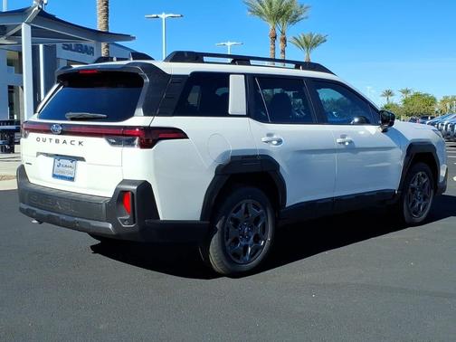 Crystal White Pearl 2026 Subaru Outback Premium
