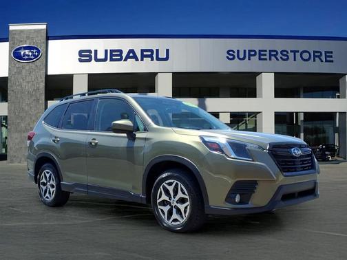 Autumn Green Metallic 2023 Subaru Forester Premium