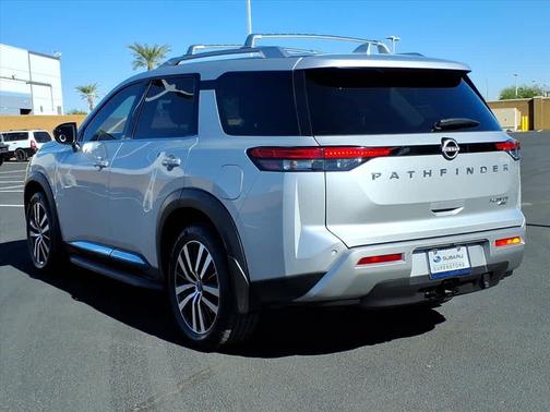 2023 Nissan Pathfinder Platinum 4WD
