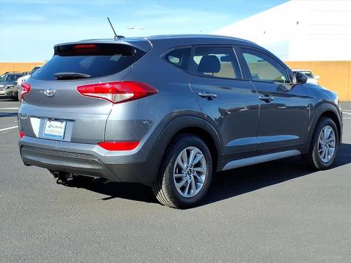 2017 Hyundai TUCSON SE