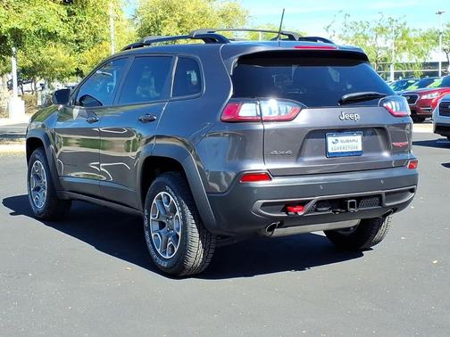 2022 Jeep Cherokee Trailhawk