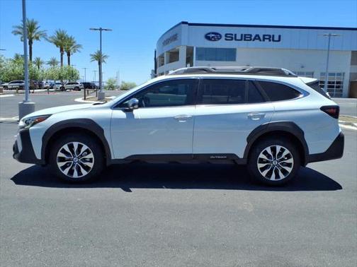 2025 Subaru Outback Touring XT