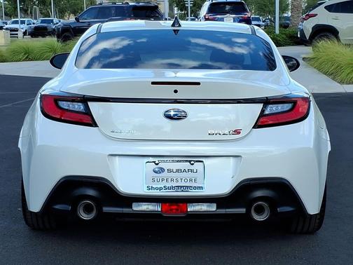 CRYSTAL WHT PRL 2026 Subaru BRZ tS