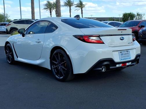 CRYSTAL WHT PRL 2026 Subaru BRZ tS