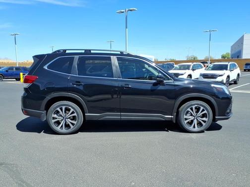 Crystal Black Silica 2024 Subaru Forester Limited