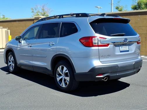 Ice Silver Metallic 2023 Subaru Ascent Premium 7-Passenger