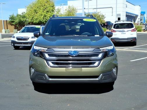 2025 Subaru Forester Hybrid Premium