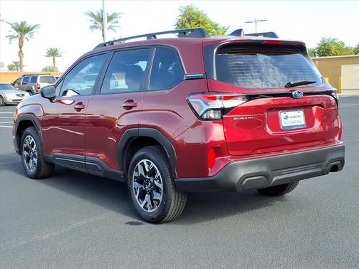 2025 Subaru Forester Base