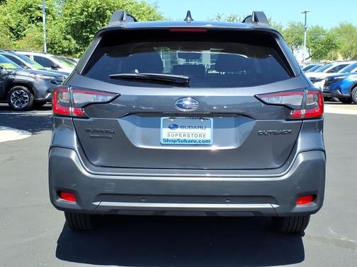 Magnetite Gray Metallic 2025 Subaru Outback Onyx Edition