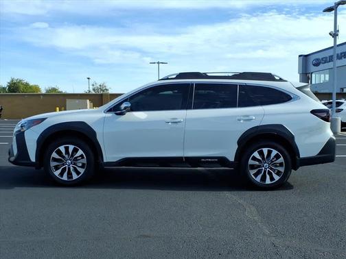 2025 Subaru Outback Touring XT