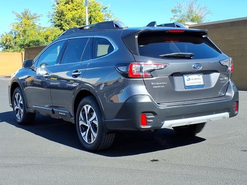 2022 Subaru Outback Touring