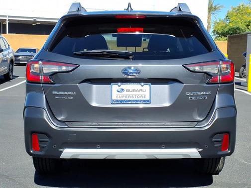 2022 Subaru Outback Touring