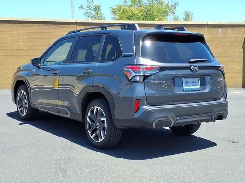 Magnetite Gray Metallic 2025 Subaru Forester Hybrid Limited