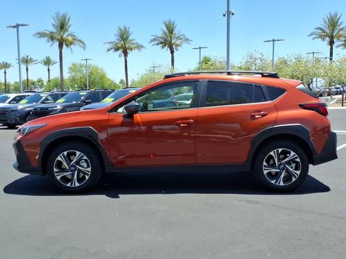 Sun Blaze Pearl 2024 Subaru Crosstrek Premium