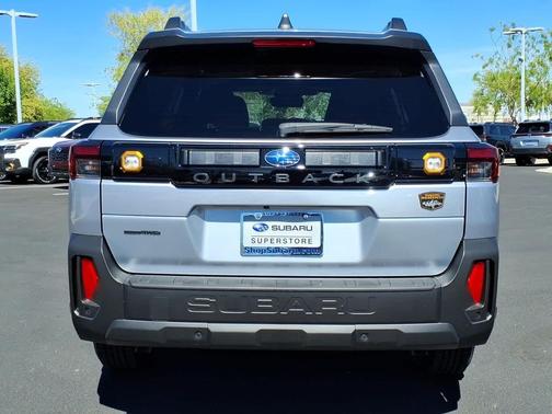 ICE SILV MET 2026 Subaru Outback Wilderness