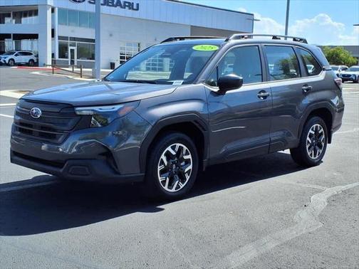 2025 Subaru Forester Base