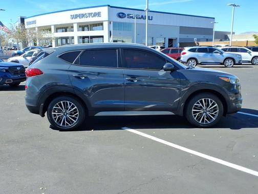 2021 Hyundai TUCSON SEL