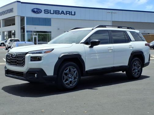 CRYSTAL WHT PRL 2026 Subaru Outback Premium