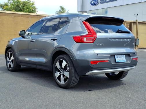 Osmium Grey Metallic 2019 Volvo XC40 T5 Momentum
