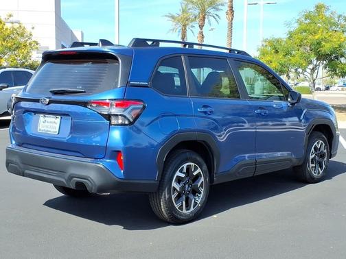 DAYBREAK BLU PR 2026 Subaru Forester Base