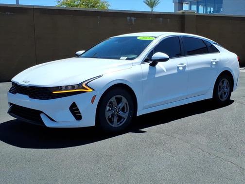 2022 Kia K5 LXS