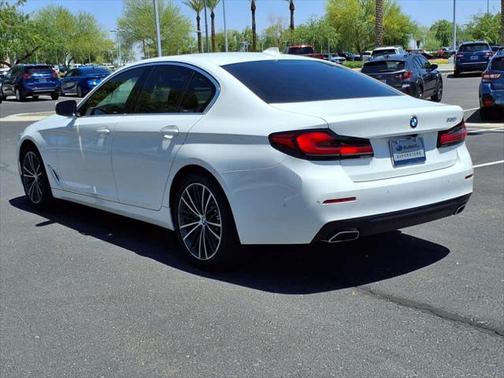 2021 BMW 530 530i