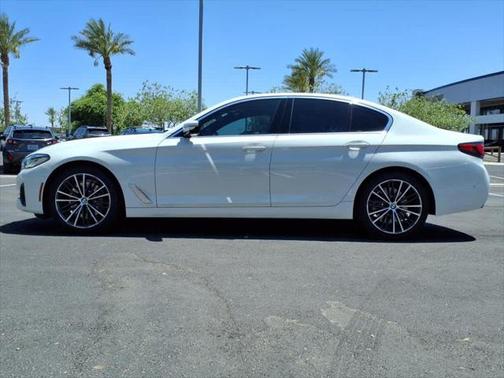 2021 BMW 530 530i
