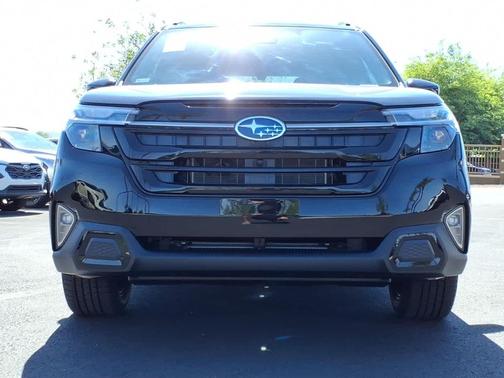 CRYSTAL BLK SIL 2026 Subaru Forester Hybrid Touring