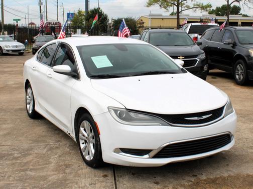 2015 Chrysler 200 Limited