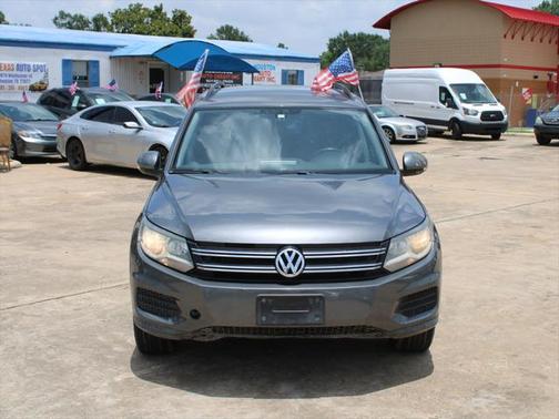 2016 Volkswagen Tiguan 4MOTION 4dr Auto S