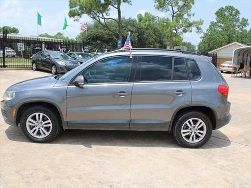 2016 Volkswagen Tiguan 4MOTION 4dr Auto S