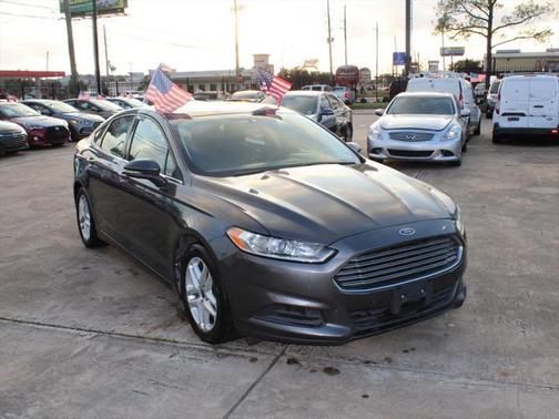 2015 Ford Fusion SE