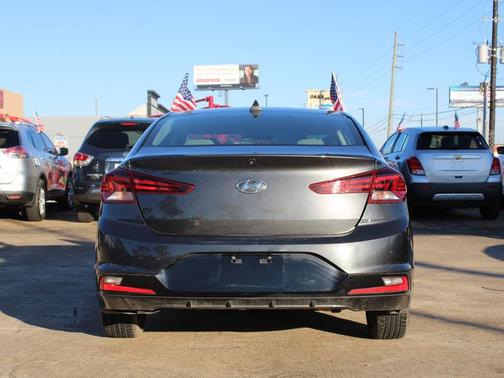 2020 Hyundai ELANTRA Value Edition
