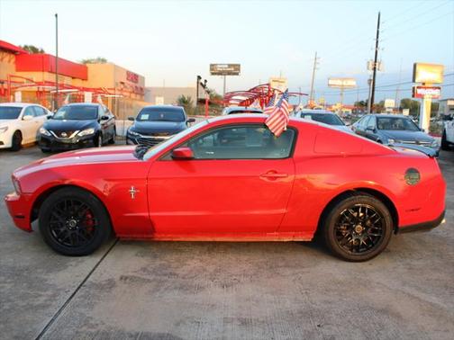 2012 Ford Mustang V6 Premium