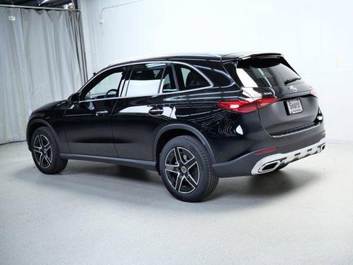 2026 Mercedes-Benz GLC 300 4MATIC
