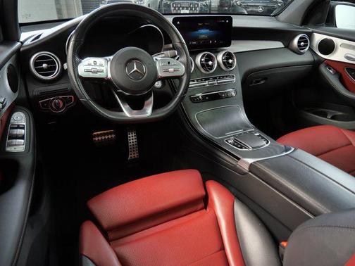 2022 Mercedes-Benz GLC 300 4MATIC