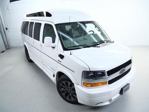 2023 Chevrolet Express 2500 RWD 2500 Regular Wheelbase WT