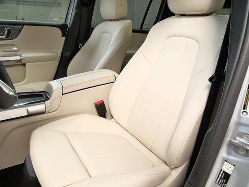 2026 Mercedes-Benz GLB 250 4MATIC