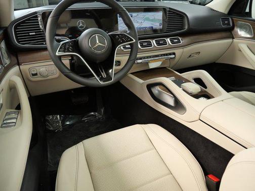 Polar White 2026 Mercedes-Benz GLE 450 4MATIC