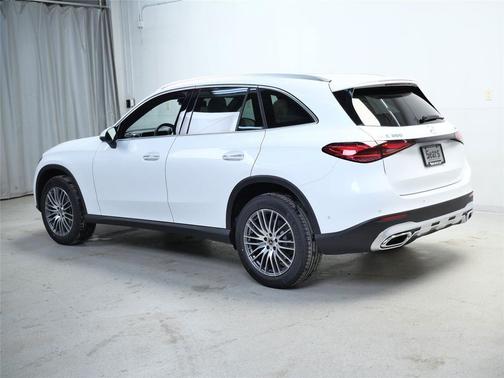 2026 Mercedes-Benz GLC 300 4MATIC