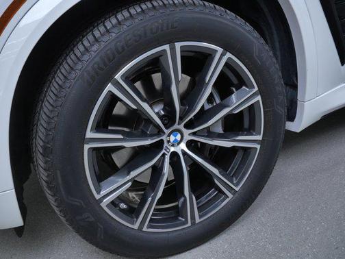 White 2026 BMW X5 xDrive40i