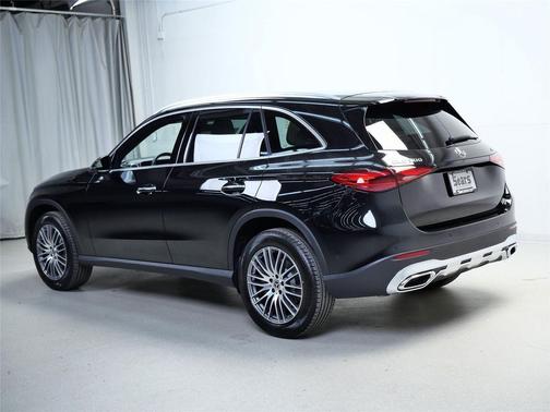 2026 Mercedes-Benz GLC 300 4MATIC