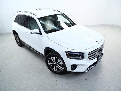 2025 Mercedes-Benz GLB 250 4MATIC