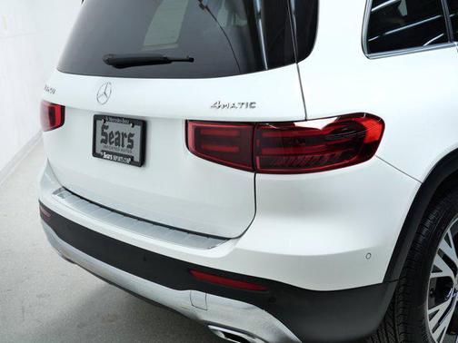 2025 Mercedes-Benz GLB 250 4MATIC