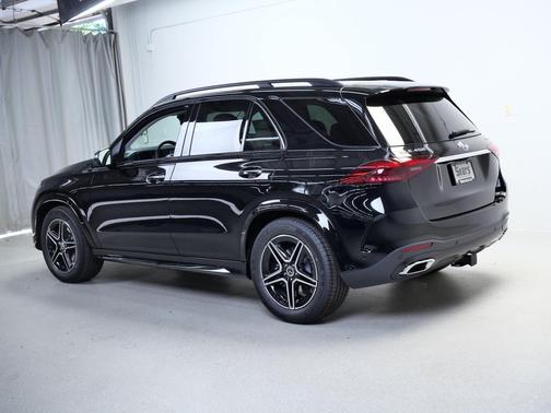 Black 2026 Mercedes-Benz GLE 450 4MATIC