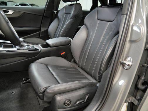 2023 Audi A4 45 S line Premium Plus