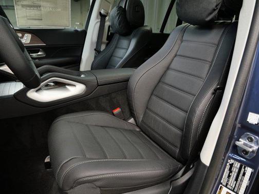 2026 Mercedes-Benz GLS 450 4MATIC