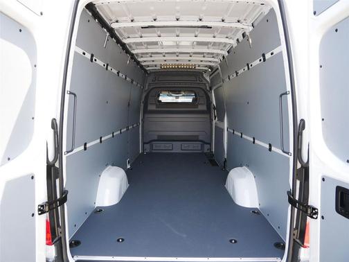 2025 Mercedes-Benz Sprinter 2500 High Roof