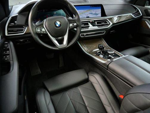 Black Sapphire Metallic 2023 BMW X5 xDrive40i