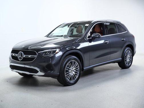 Graphite Grey Metallic 2026 Mercedes-Benz GLC 300 4MATIC
